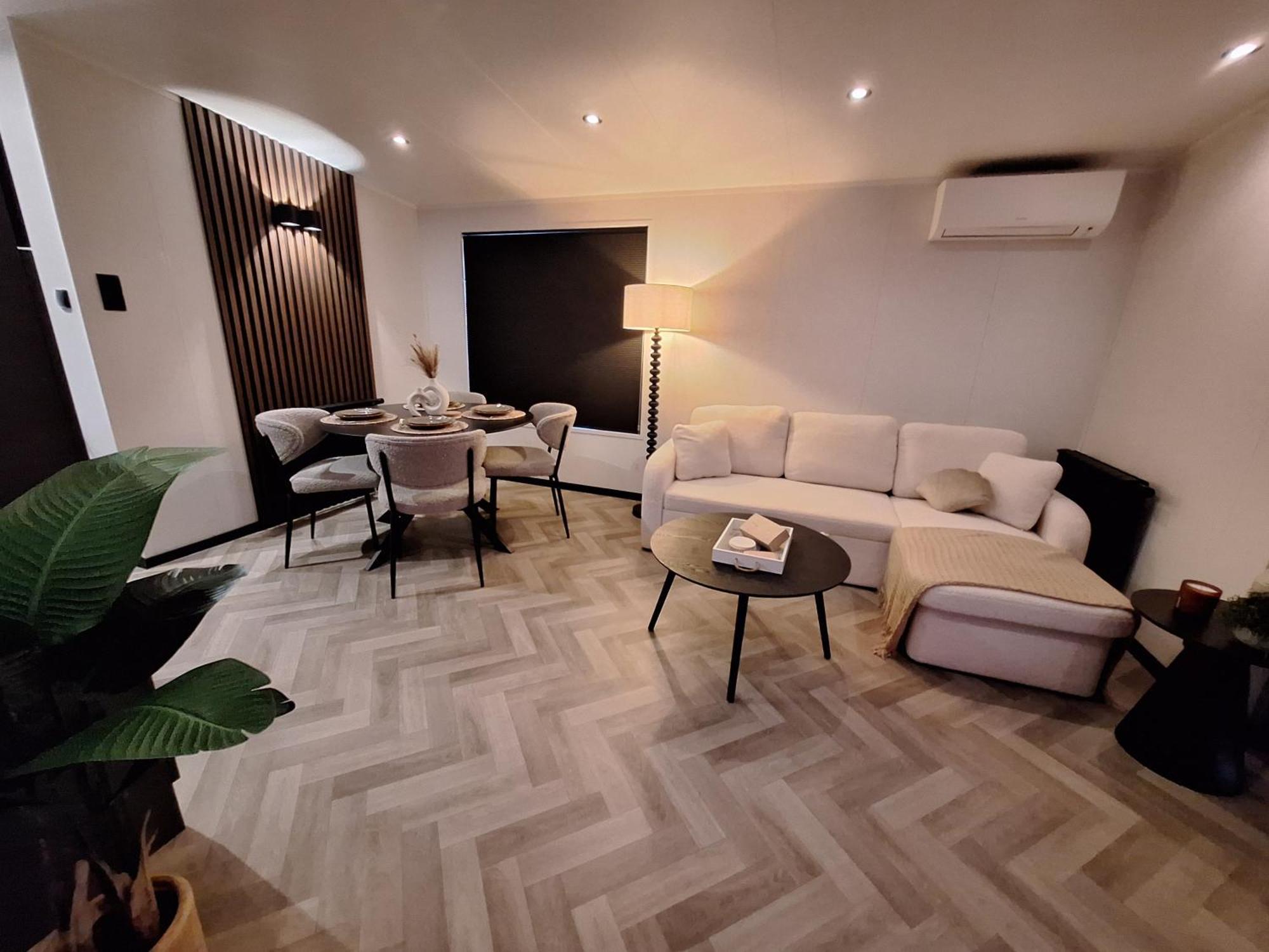 'Relax Lodge Sea' - Wellness Lodge In Zeeland - Private Sauna - Airco - Garden - Outdoor Swimming Pool - Free Wifi, Towels & Bed Linen Heinkenszand Exterior photo