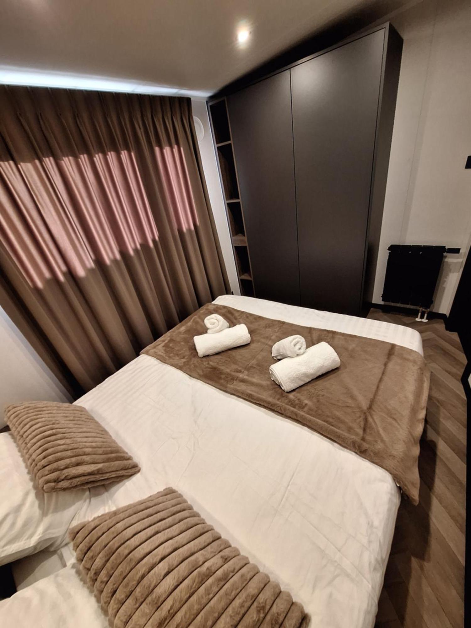 'Relax Lodge Sea' - Wellness Lodge In Zeeland - Private Sauna - Airco - Garden - Outdoor Swimming Pool - Free Wifi, Towels & Bed Linen Heinkenszand Exterior photo
