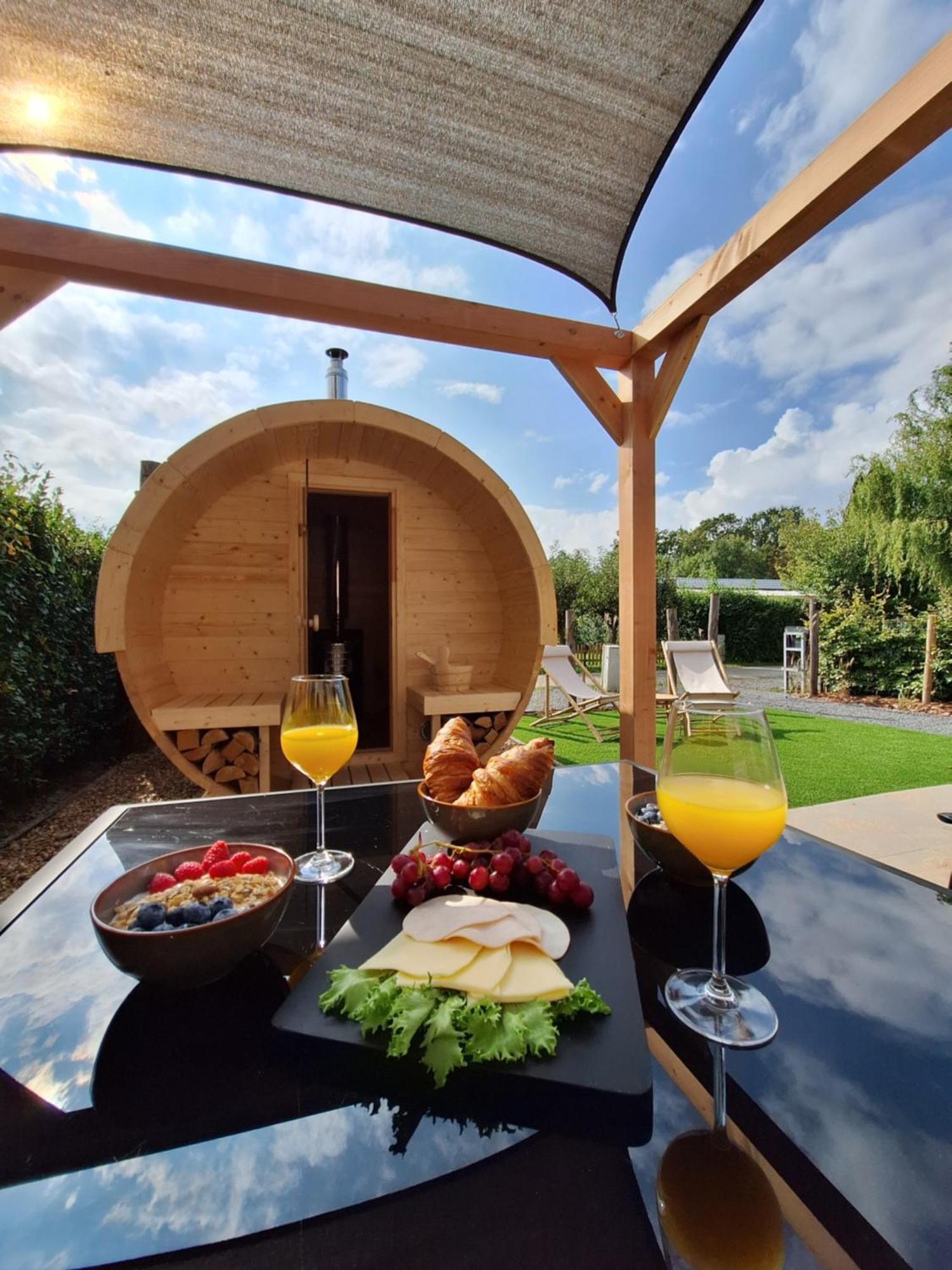 'Relax Lodge Sea' - Wellness Lodge In Zeeland - Private Sauna - Airco - Garden - Outdoor Swimming Pool - Free Wifi, Towels & Bed Linen Heinkenszand Exterior photo